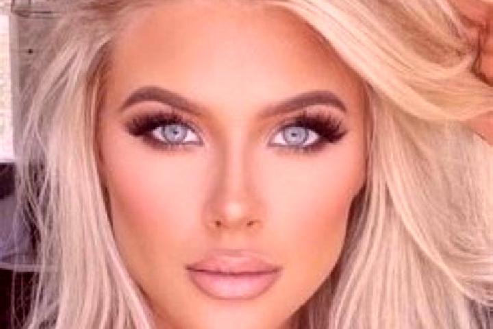 Aria, 21, a platinum blonde brown-eyed middle eastern companion based in Pravohettinskiy. Offering Erotic Massage, Prostate Massage, Duos, Party Girl. Availa...