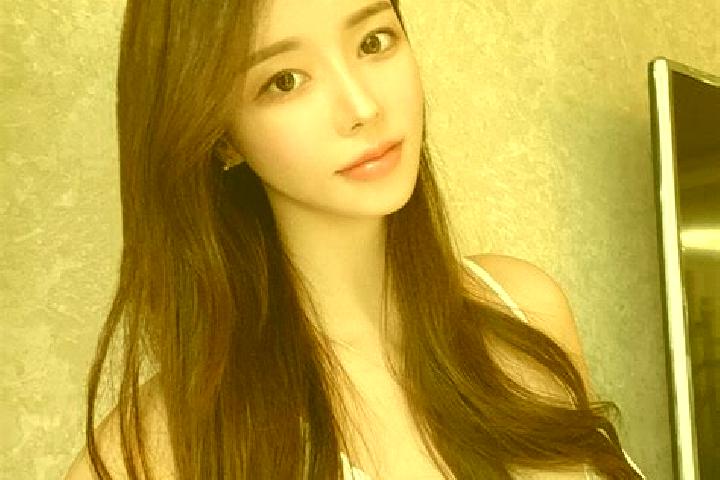 Aria, 21 — Escort in Bianxiong, China