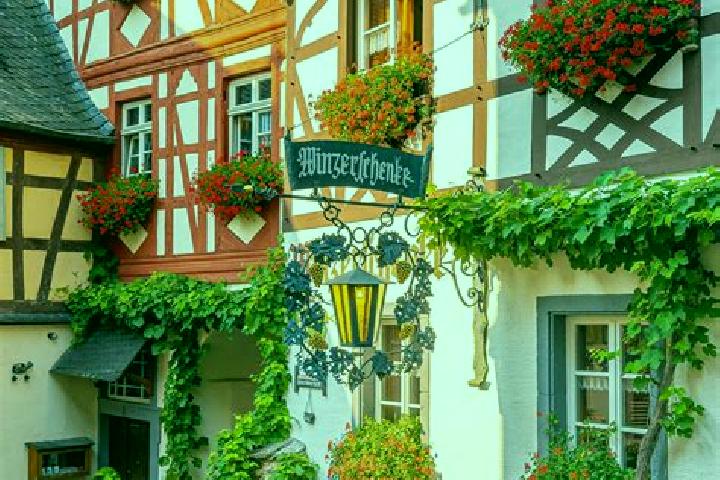 Aria, 21 — Escort in Herrmannshoehe, Germany
