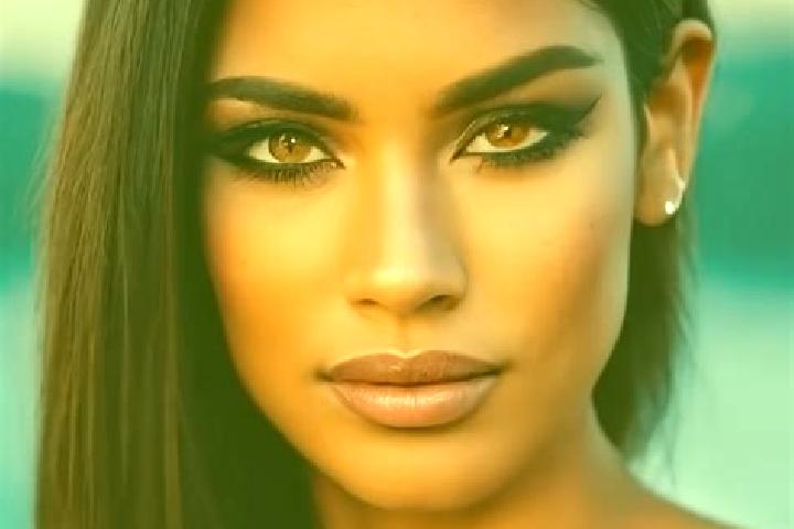 Aria, 22, a black amber-eyed latina companion based in Biharkeresztes. Offering Deep French Kissing, Duos, 69, Overnight, Roleplay. Available for incall and ...