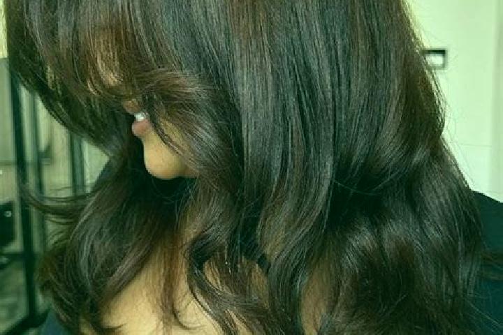 Aria, 22, a chestnut dark-eyed mixed companion based in Eyl. Offering GFE, A-Level. Available for incall and outcall, day and evening dates.