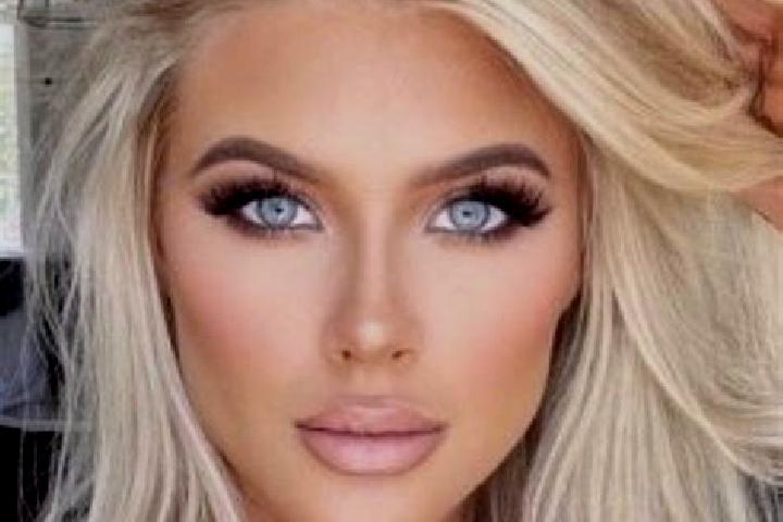 Aria, 22, a platinum blonde hazel-eyed middle eastern companion based in Barejulat. Offering Duos, Girlfriend Experience, OWO. Available for incall and outca...