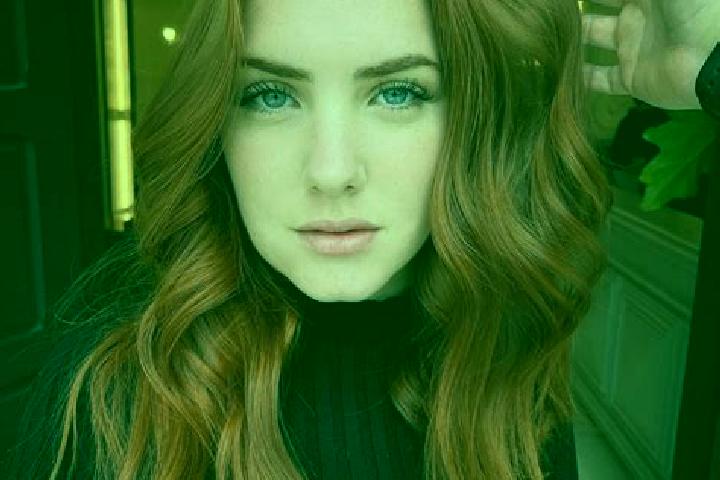 Aria, 23, a auburn blue-eyed caucasian companion based in Ornaisons. Offering BDSM, Party Girl, OWO, 69. Available for incall and outcall, day and evening da...