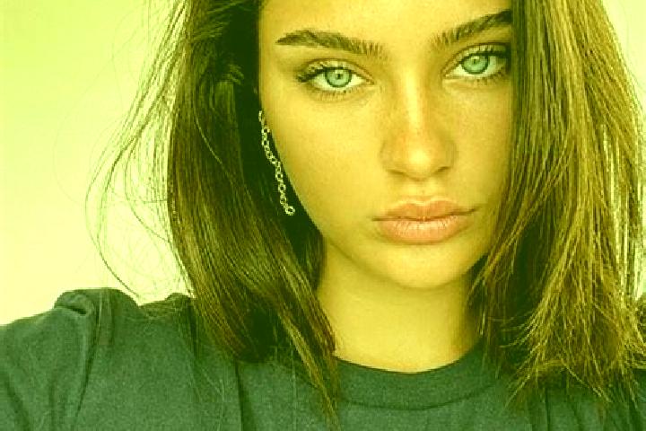 Aria, 23, a brunette blue-eyed indian companion based in East Brunswick. Offering 69, Erotic Massage, A-Level. Available for incall and outcall, overnight bo...