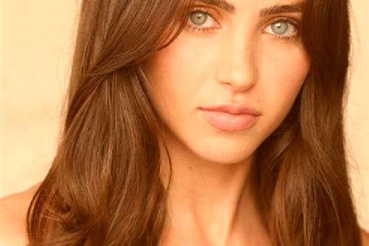 Aria, 23, a brunette brown-eyed latina companion based in Suraz. Offering Party Girl, Dinner Date, Striptease. Available for incall and outcall, overnight bo...