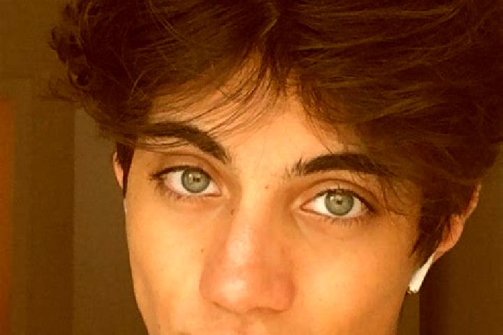 Aria, 23, a chestnut green-eyed indian companion based in Warmbad. Offering Girlfriend Experience, Prostate Massage, 69, OWO, BDSM. Available for incall and ...
