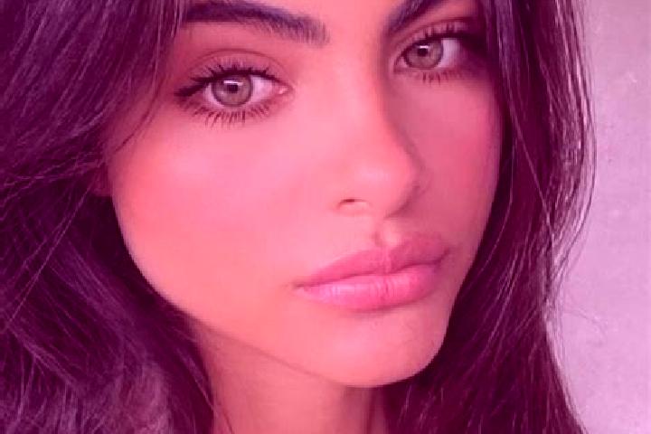 Aria, 23, a dark blonde amber-eyed indian companion based in Bet Rimmon. Offering Overnight, Roleplay, GFE, Couples. Available for incall and outcall, overni...