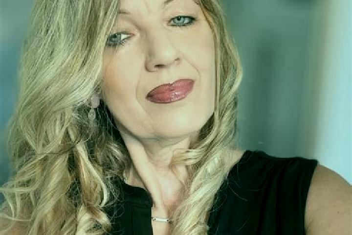 Aria, 23 — Escort in Hemslingen, Germany