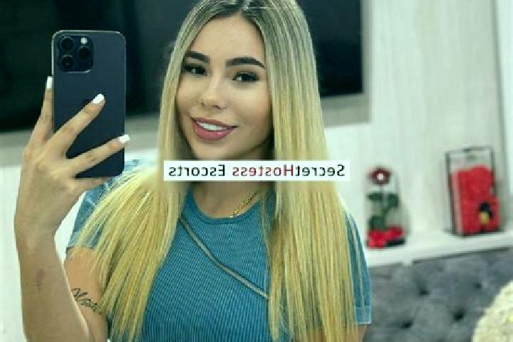 Aria, 23 — Escort in Santo Domingo, Chile