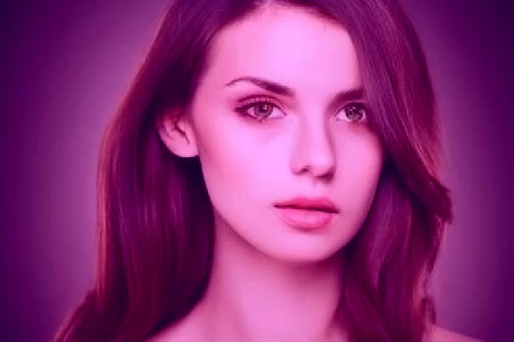 Aria, 24, a auburn amber-eyed caribbean companion based in Chilla Saroda Khadar. Offering Massage, Party Girl, Couples, Overnight. Available for incall and o...