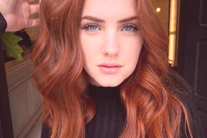 Aria, 24, a auburn blue-eyed middle eastern companion based in Wonfurt. Offering GFE, A-Level, Tantra. Available for incall and outcall, day and evening dates.