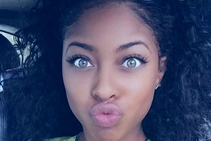 Aria, 24, a black green-eyed mixed companion based in Kirkham. Offering GFE, Couples, Overnight, Party Girl, Dinner Date. Available for incall and outcall, d...