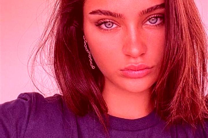 Aria, 24, a brunette blue-eyed indian companion based in Kepohagung. Offering BDSM, Overnight. Available for incall and outcall, day and evening dates.