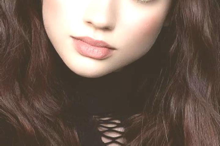 Aria, 24, a brunette dark-eyed asian companion based in Esperanza. Offering Dinner Date, CIM, GFE. Available for incall and outcall, day and evening dates.