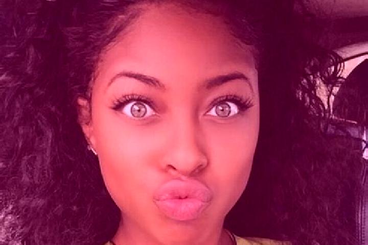 Aria, 24, a chestnut green-eyed ebony companion based in South Plympton. Offering Girlfriend Experience, Deep French Kissing, CIM, Prostate Massage. Availabl...