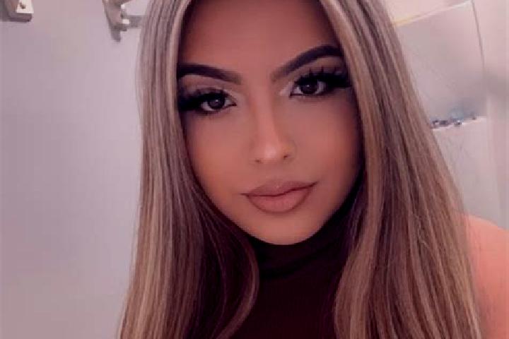 Aria, 24, a red blue-eyed latina companion based in Wieslet. Offering Domination, Deep French Kissing, A-Level. Available for incall and outcall, overnight b...