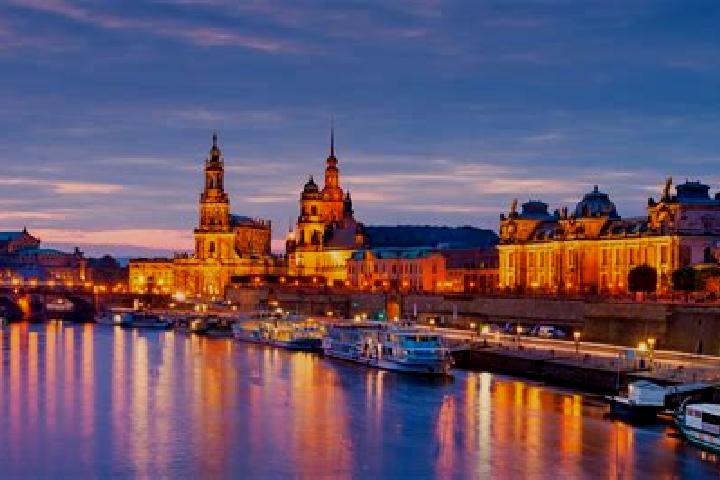 Aria, 24 — Escort in Dresden, Germany