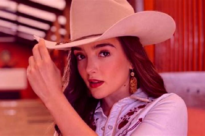 Aria, 24 — Escort in Haro, Mexico