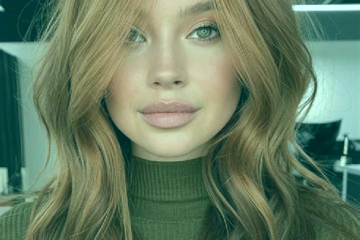 Aria, 25, a auburn brown-eyed slavic companion based in Begunje na Gorenjskem. Offering Fetish, Massage, Party Girl, Roleplay, Travel Companion. Available fo...