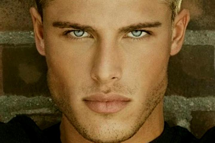Aria, 25, a blonde amber-eyed caucasian companion based in Florian. Offering Massage, Roleplay, CIM. Available for incall and outcall, day and evening dates.