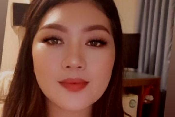 Aria, 25, a dark blonde dark-eyed asian companion based in Kabandang. Offering Roleplay, Massage, Couples. Available for incall and outcall, day and evening ...