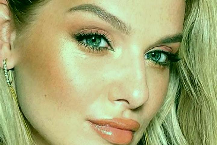 Aria, 25, a dark blonde green-eyed middle eastern companion based in Bimzorteh. Offering Deep French Kissing, BDSM, Duos, Dinner Date. Available for incall a...