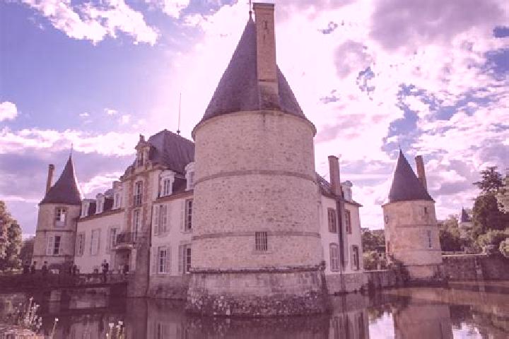 Aria, 25 — Escort in Aulnay-la-Riviere, France