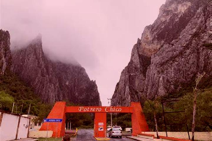 Aria, 25 — Escort in El Potrero de Sataya, Mexico