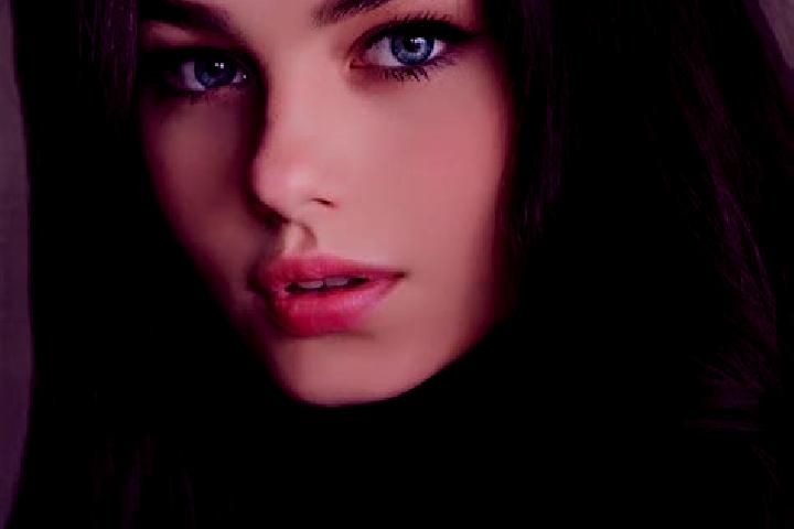 Aria, 26, a brunette blue-eyed ebony companion based in Sandridge. Offering Roleplay, Dinner Date, Deep French Kissing, Massage. Available for incall and out...