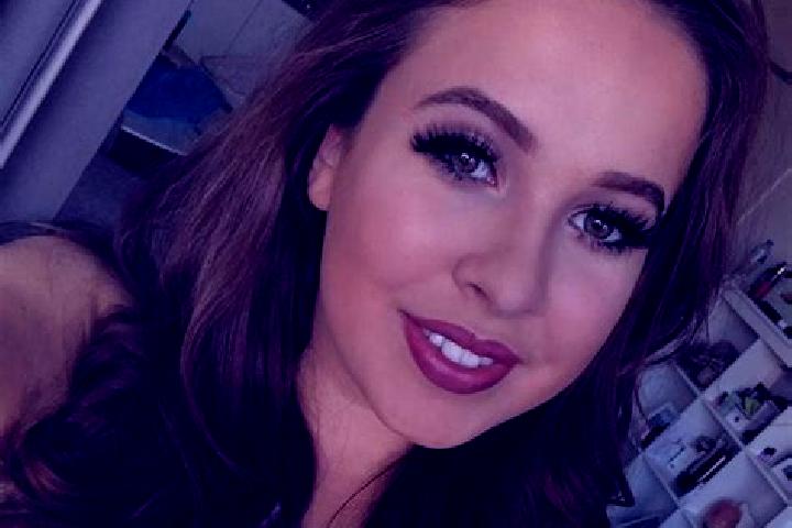 Aria, 26, a brunette grey-eyed caucasian companion based in Joudreville. Offering Prostate Massage, Erotic Massage, Duos, Deep French Kissing. Available for ...