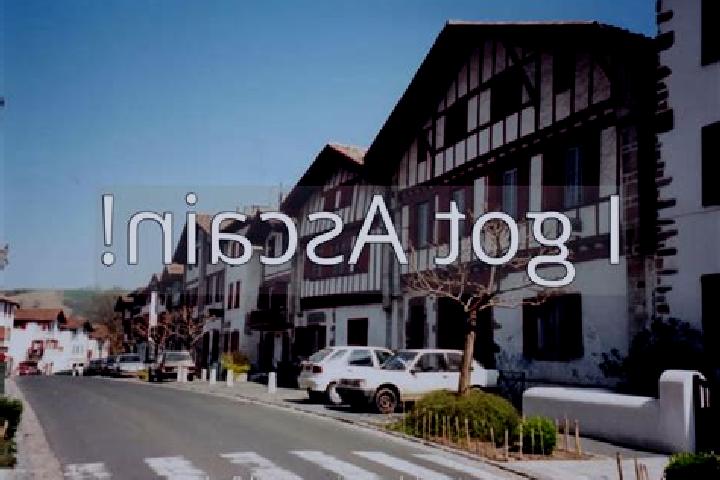 Aria, 26 — Escort in Ascain, France