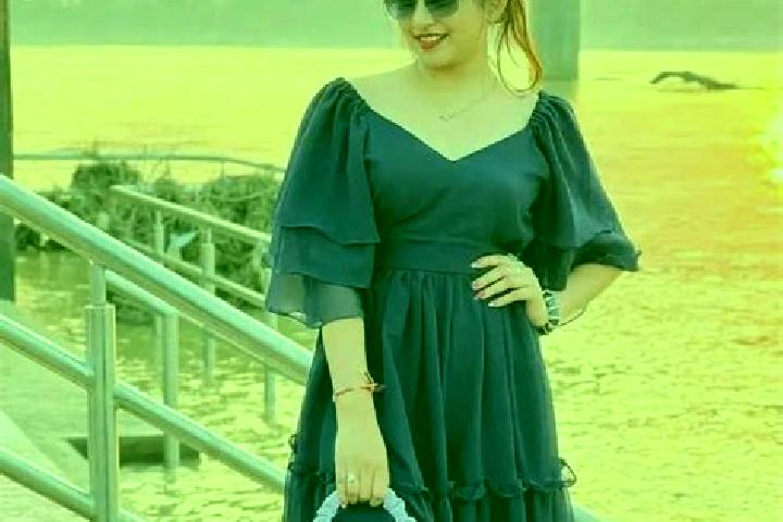 Aria, 26 — Escort in Banur, India