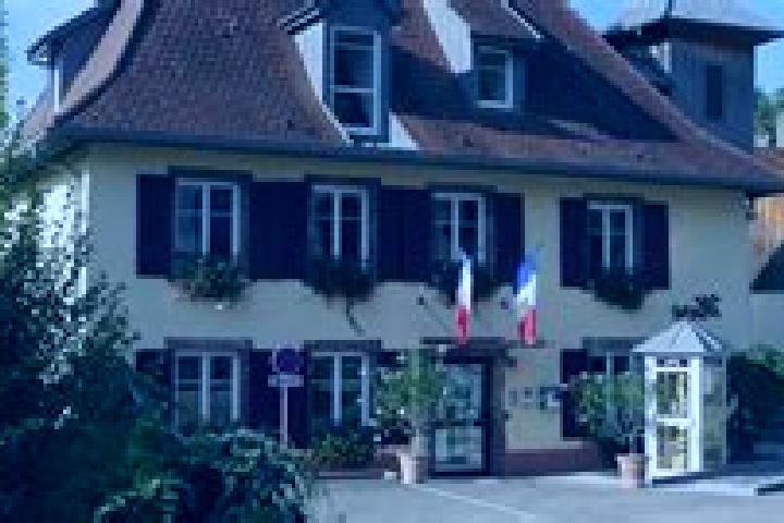 Aria, 26 — Escort in Bourbach-le-Bas, France
