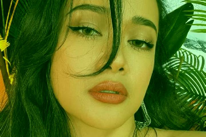 Aria, 26 — Escort in El Olivar, Honduras