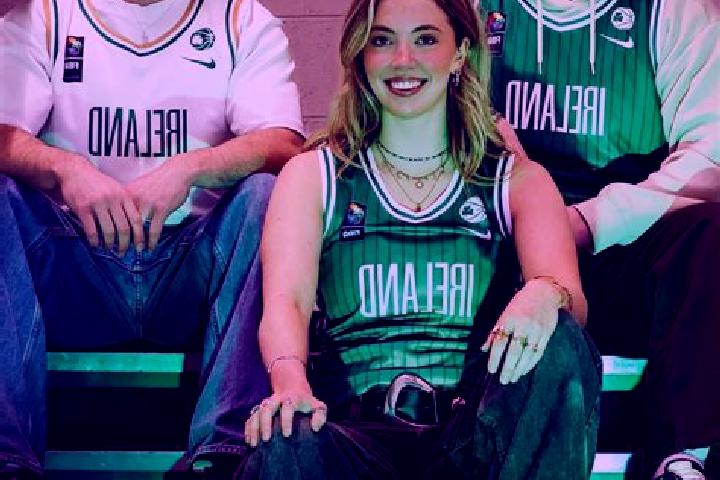 Aria, 26 — Escort in Killenaule, Ireland
