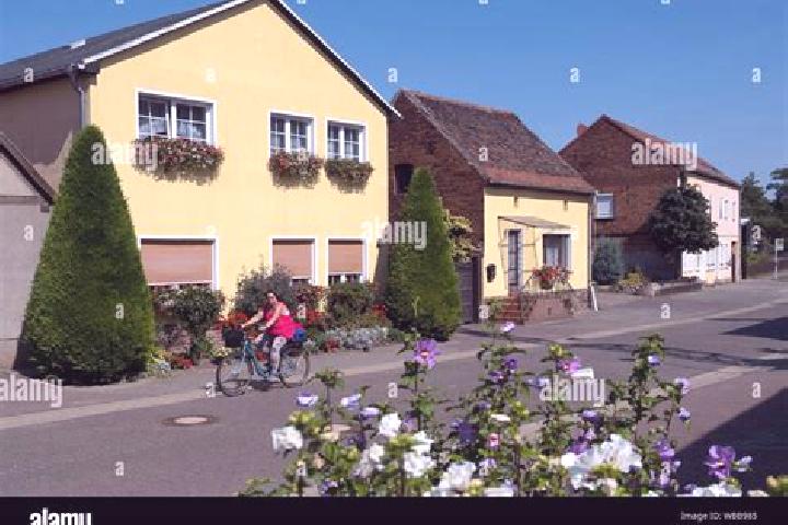 Aria, 26 — Escort in Loitsche, Germany