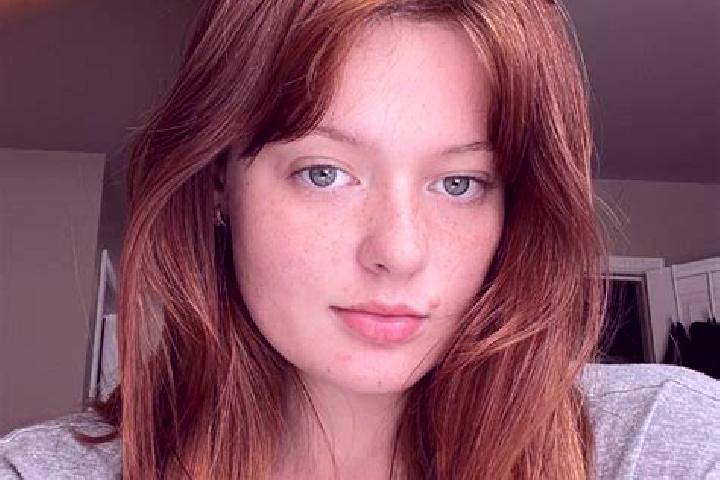 Aria, 27, a auburn blue-eyed caucasian companion based in Zandberg. Offering 69, Deep French Kissing. Available for incall and outcall, overnight bookings av...