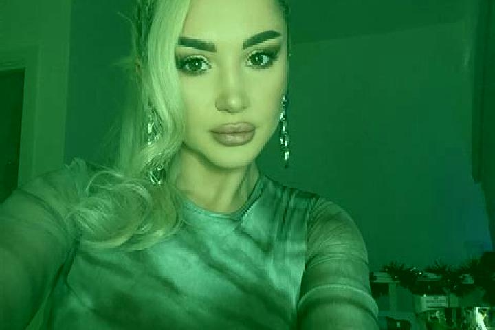 Aria, 27, a blonde dark-eyed ebony companion based in Lucea. Offering Domination, GFE, Overnight. Available for incall and outcall, day and evening dates.