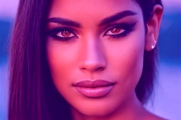 Aria, 27, a chestnut amber-eyed latina companion based in Pamiatne. Offering BDSM, Girlfriend Experience, Striptease, Dinner Date. Available for incall and o...