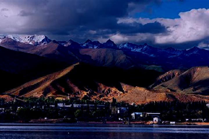 Aria, 27 — Escort in Bakai-Ata, Kyrgyzstan