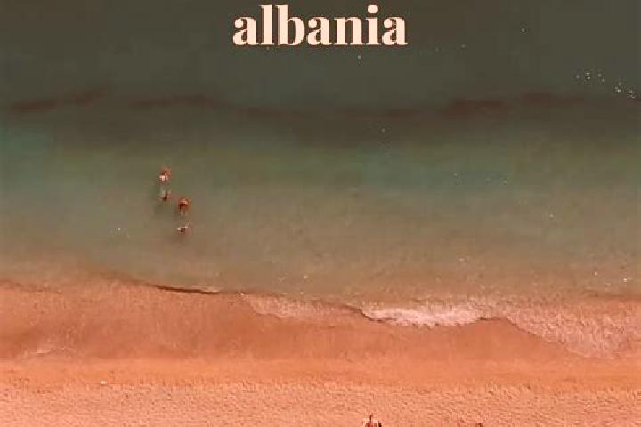 Aria, 27 — Escort in Ullinjas, Albania