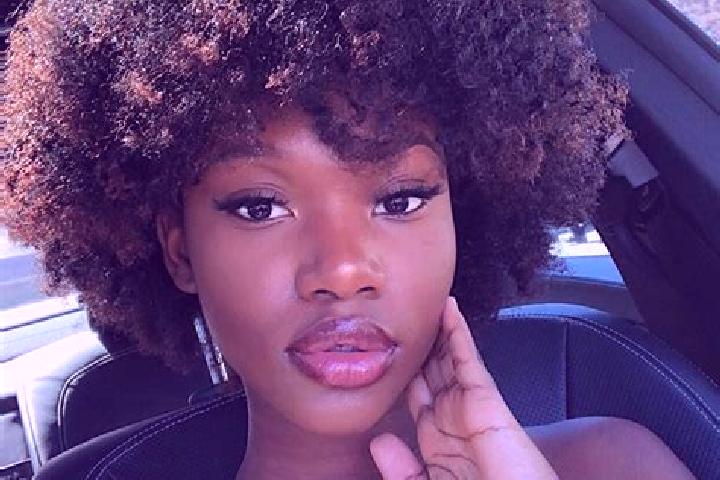 Aria, 28, a black dark-eyed ebony companion based in Lomono. Offering Party Girl, OWO, Overnight. Available for incall and outcall, day and evening dates.