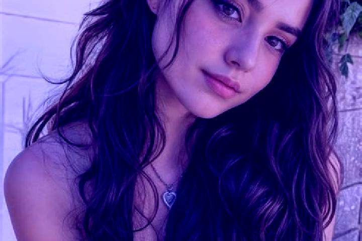 Aria, 28, a red hazel-eyed mediterranean companion based in Koltushi. Offering Girlfriend Experience, Couples, Striptease. Available for incall and outcall, ...
