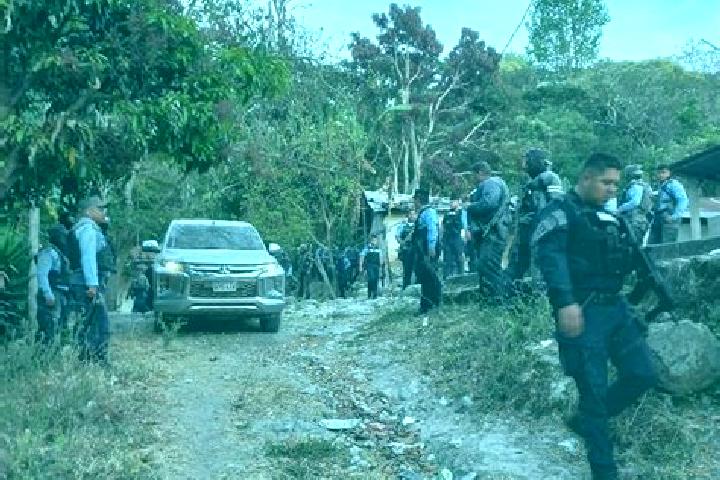 Aria, 28 — Escort in El Portillo de Gonzalez, Honduras