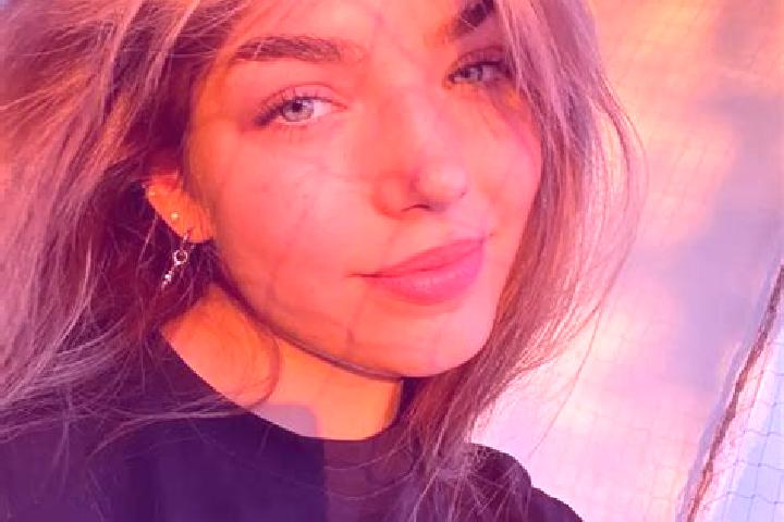 Aria, 28 — Escort in Fibis, Romania