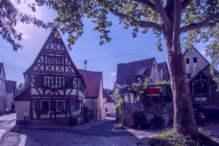Aria, 28 — Escort in Freiberg am Neckar, Germany