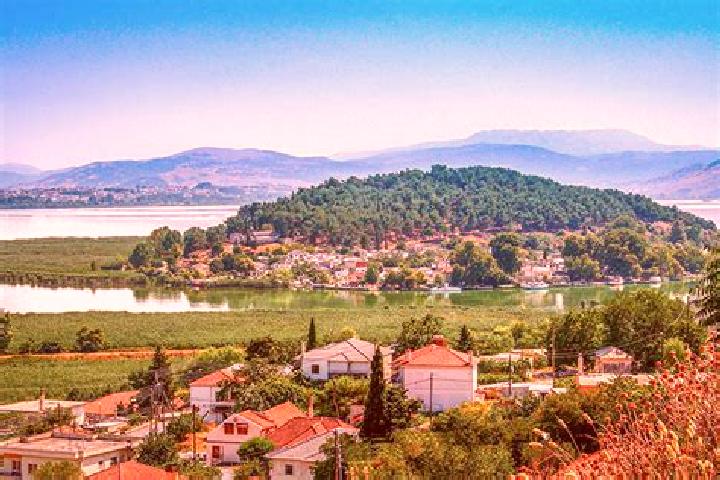 Aria, 28 — Escort in Pedini, Greece