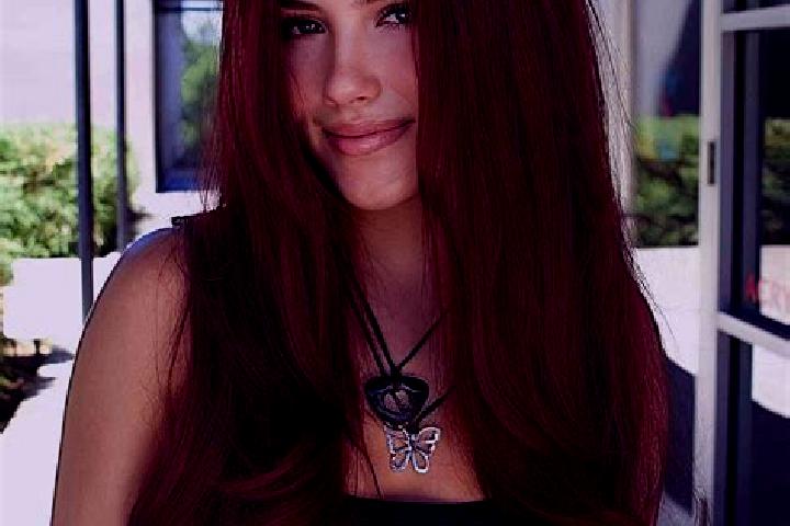 Aria, 29, a auburn brown-eyed european companion based in El Calafate. Offering Girlfriend Experience, Domination, Party Girl. Available for incall and outca...