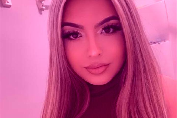 Aria, 29, a blonde grey-eyed latina companion based in Aguada. Offering Travel Companion, A-Level, Deep French Kissing, Striptease, Massage. Available for in...