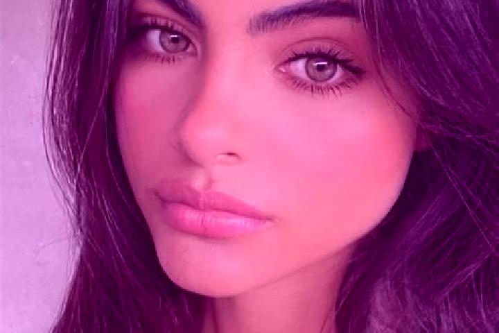 Aria, 29, a brunette green-eyed european companion based in Cocucho. Offering A-Level, Prostate Massage, BDSM, 69. Available for incall and outcall, day and ...